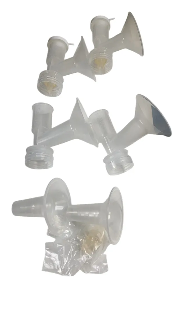 Ameda Purely Yours Ultra Breast Pump With Tote and Accessories