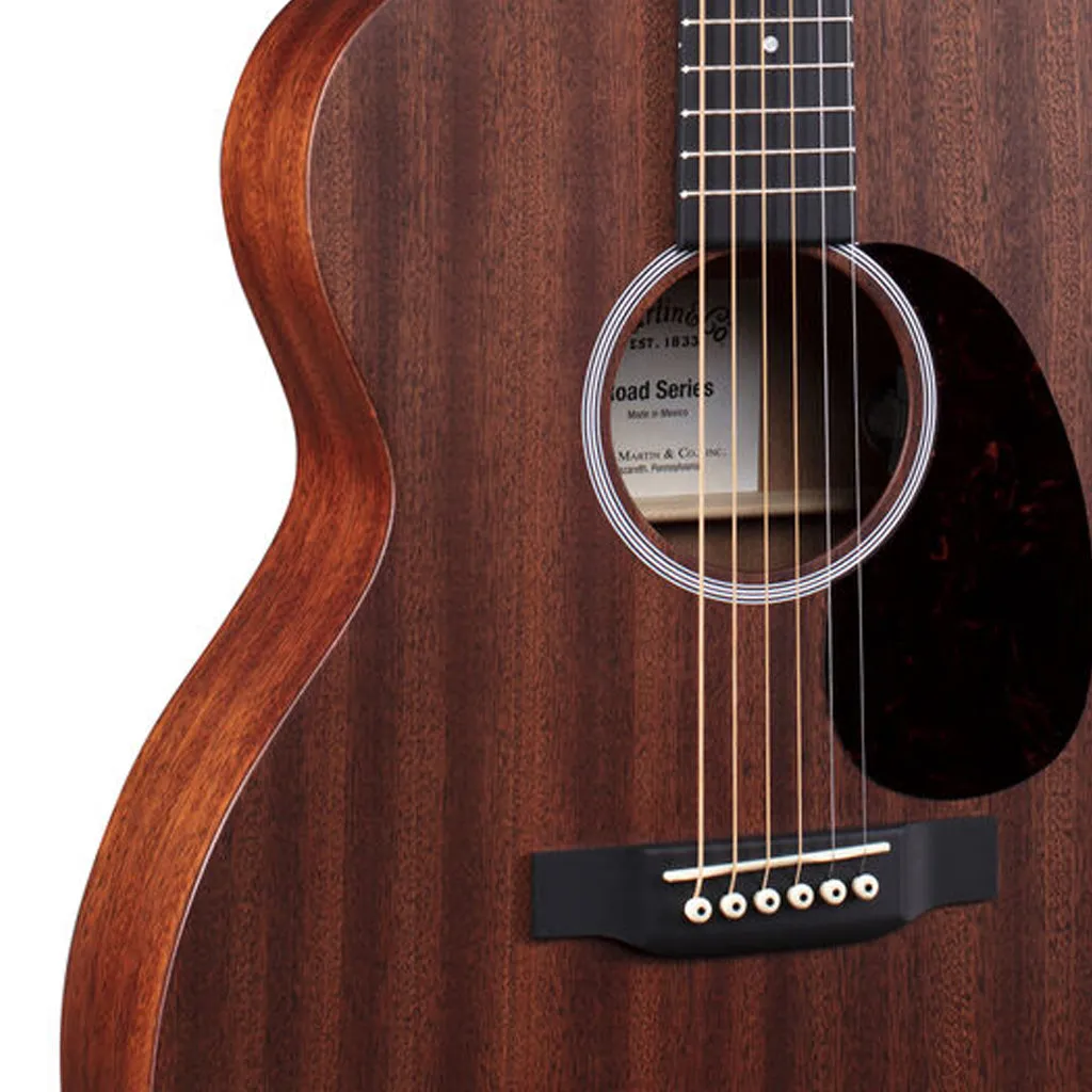 Martin Road Series Auditorium 000-10E with pickup