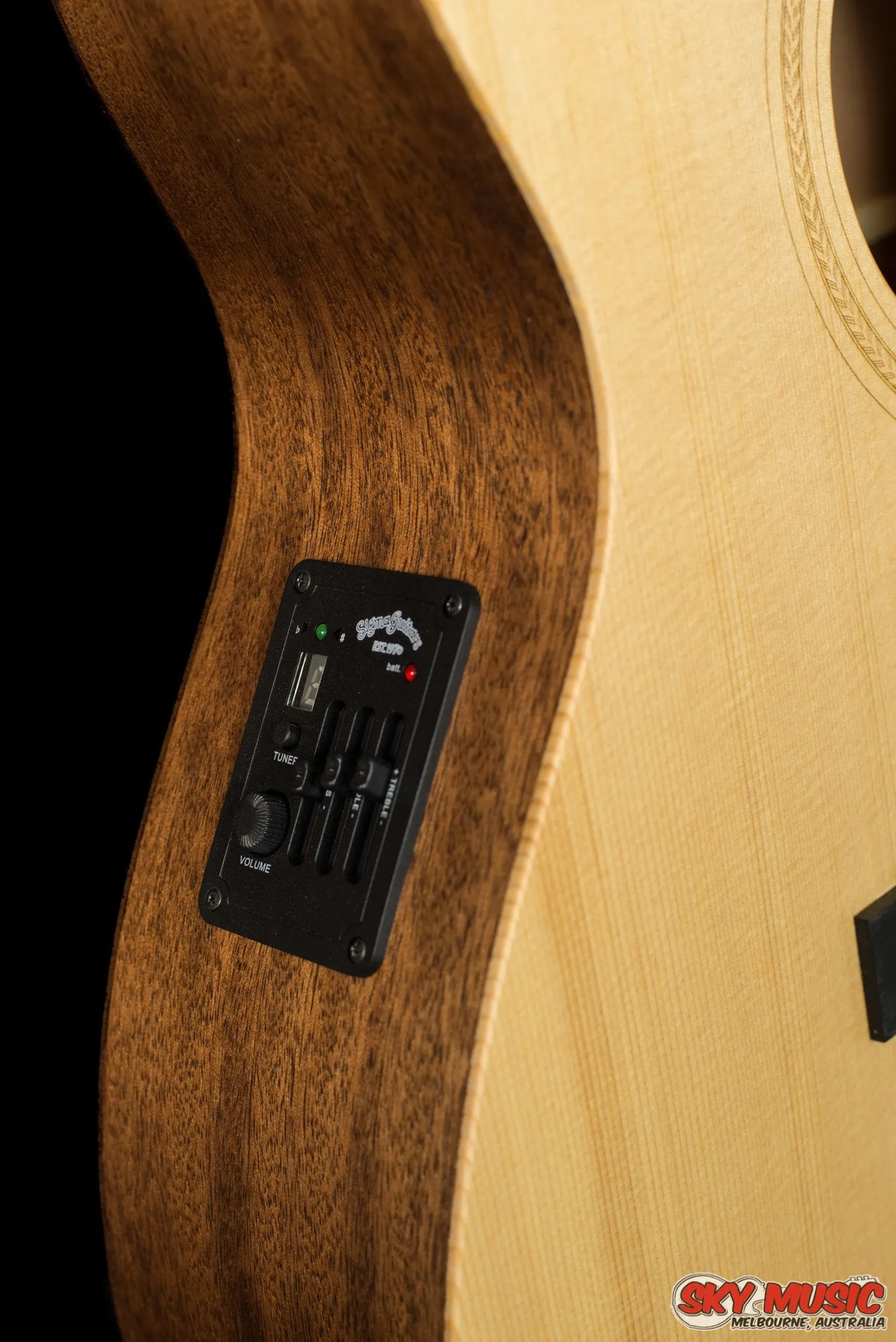 Sigma 000ME Style 000 - Spruce/Mahogany   EQ