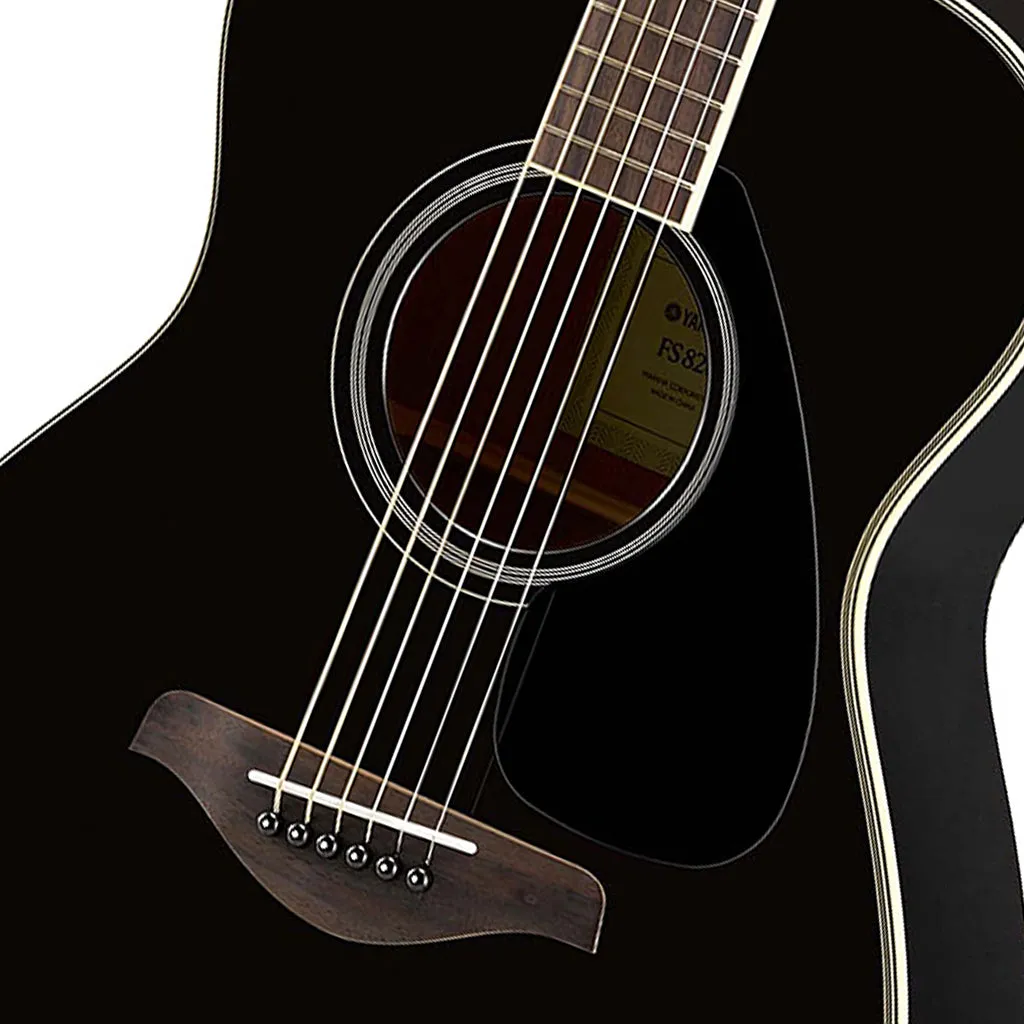 Yamaha FS820 - Black